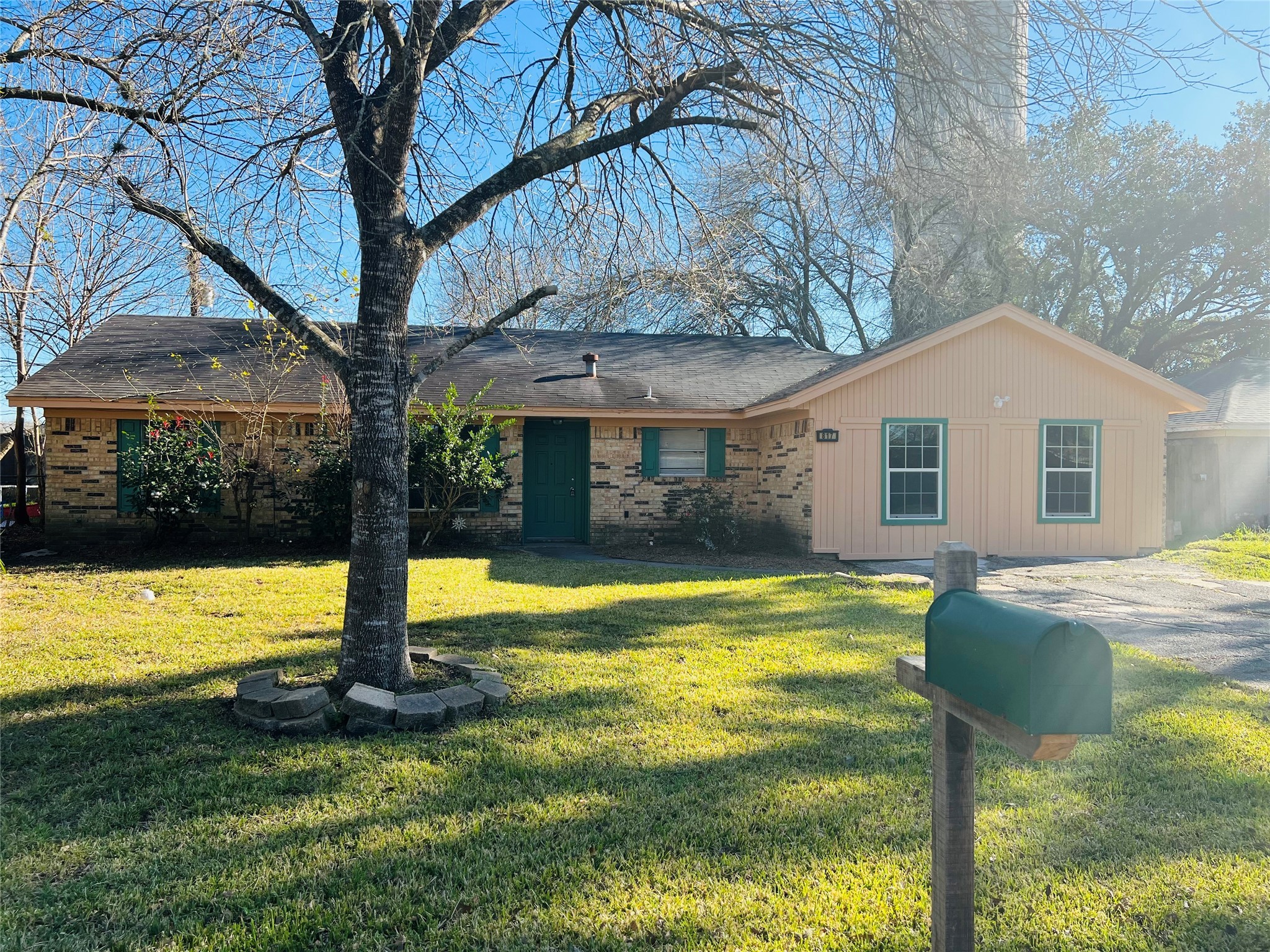 817 Midas Lane Alvin TX 77511