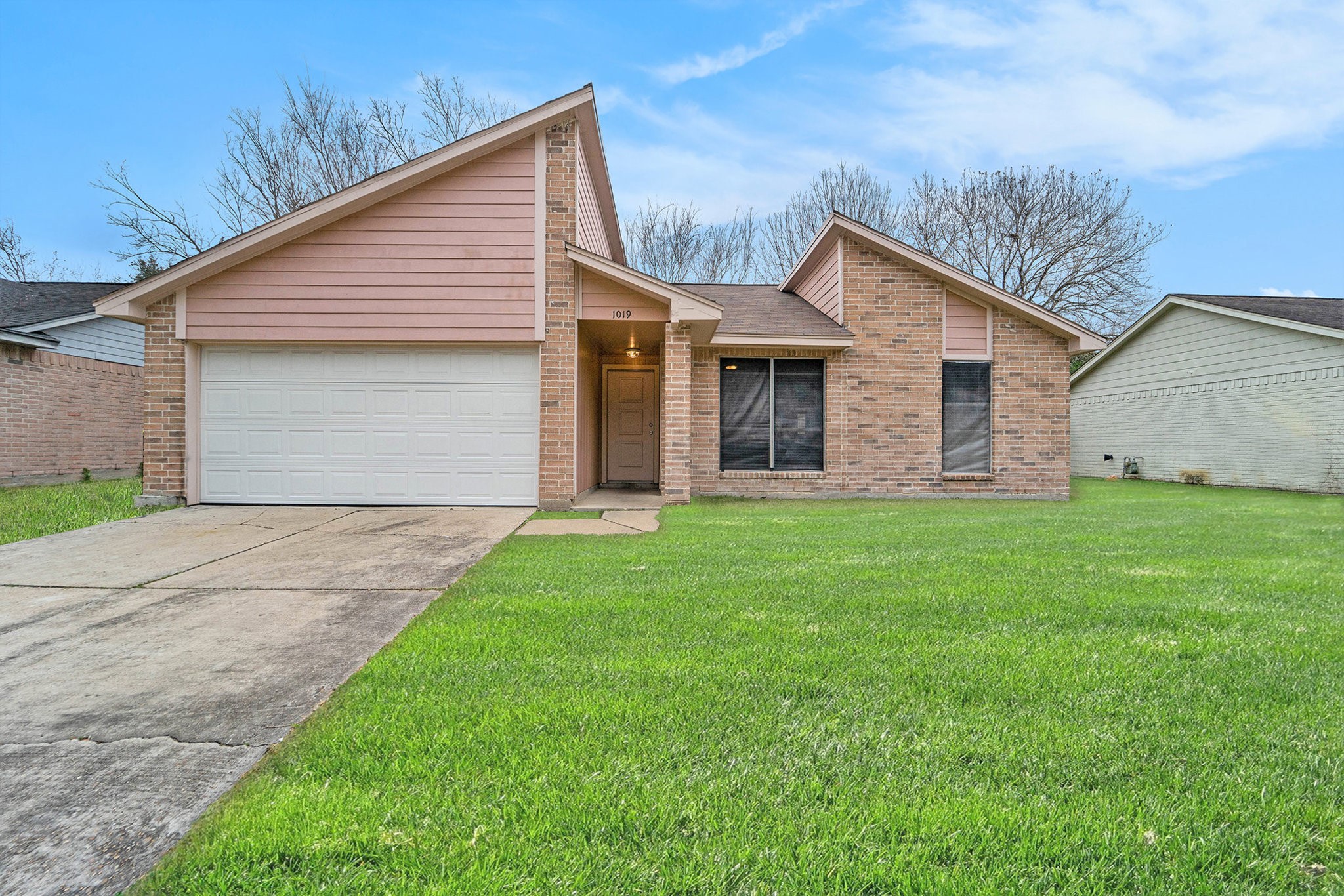 1019 Melford Avenue Pearland TX 77584