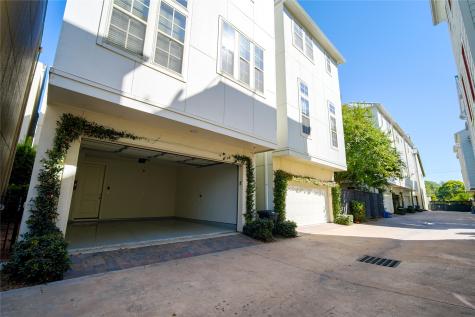 3267 Maxroy Street Houston TX 77008
