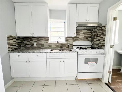 103 Cosmos Street 4 Houston TX 77009