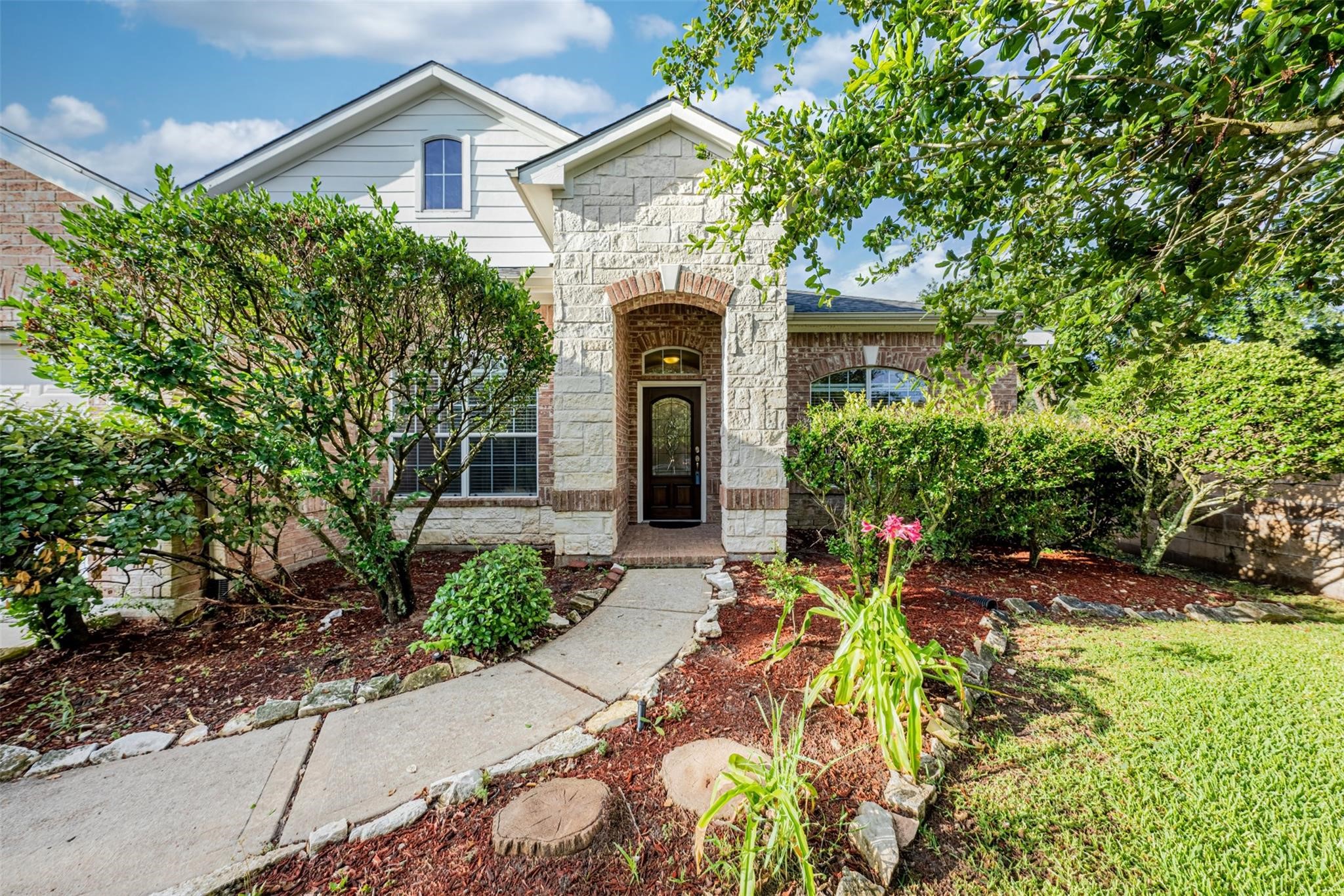13727 Charterhouse Way Sugar Land TX 77498