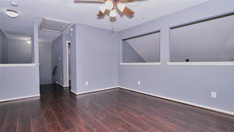 2931 Meadowglen Cove Houston TX 77082
