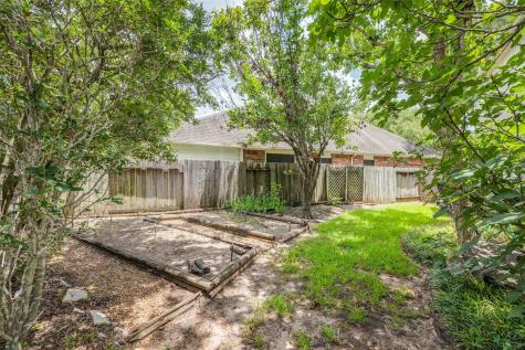 12414 N Shadow Cove Drive Lane Houston TX 77082