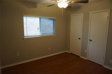 15834 Constitution Lane Friendswood TX 77546