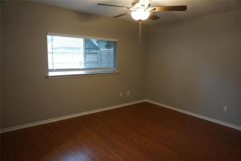 15834 Constitution Lane Friendswood TX 77546