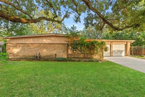 2927 Rockyridge Drive Houston TX 77063