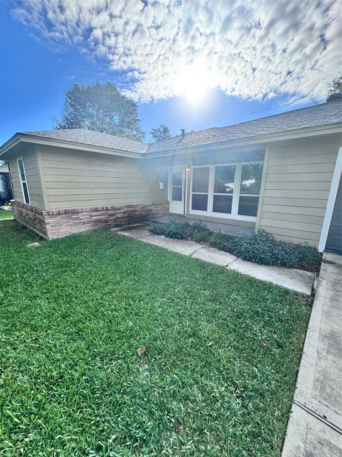 915 Largo Street Baytown TX 77520