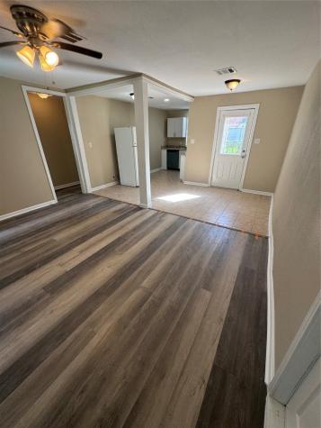 915 Largo Street Baytown TX 77520