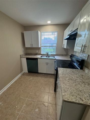 915 Largo Street Baytown TX 77520