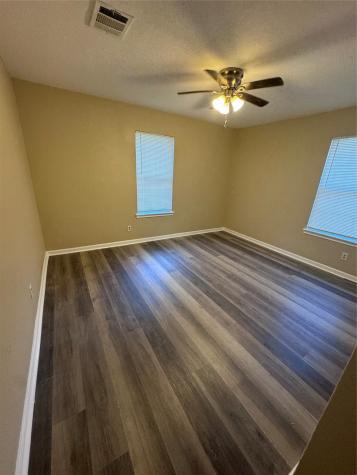 915 Largo Street Baytown TX 77520