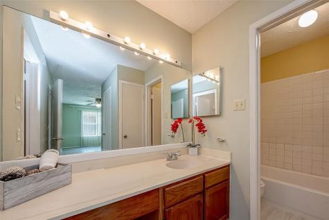 10555 Turtlewood Court 1109 Houston TX 77072