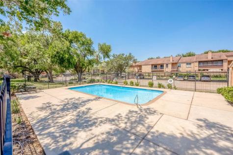 10555 Turtlewood Court 1109 Houston TX 77072