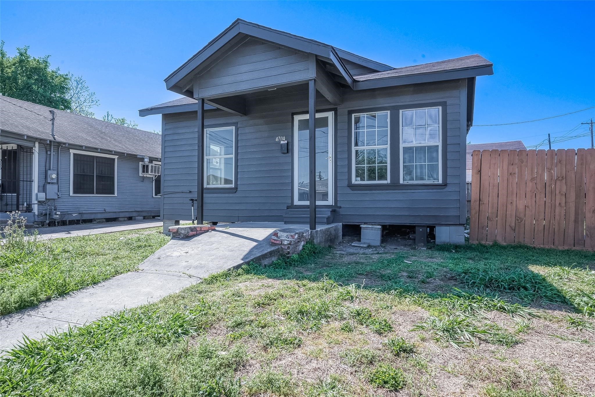 4704 Farmer Street Houston TX 77020