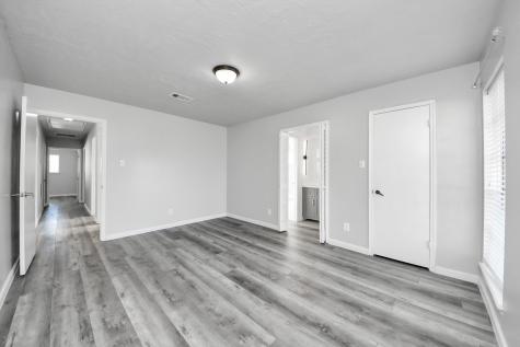 8011 La Roche Lane Houston TX 77036