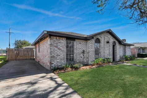 8011 La Roche Lane Houston TX 77036