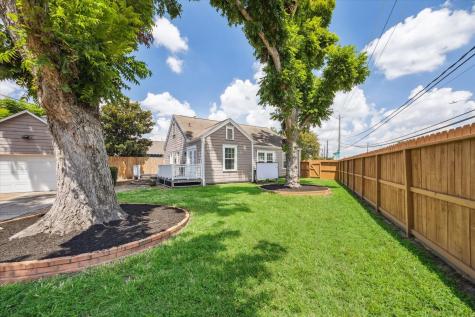 1120 Dunbar Street Houston TX 77009