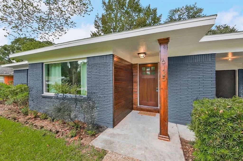 6135 Indigo Street Houston TX 77074