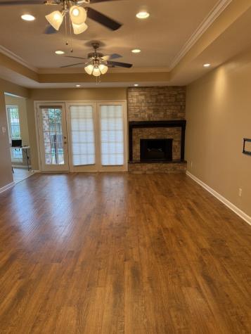 5103 Encino Court Friendswood TX 77546