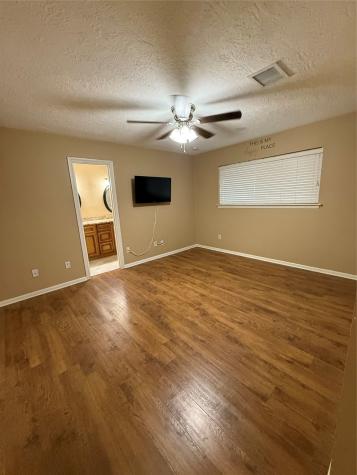 5103 Encino Court Friendswood TX 77546
