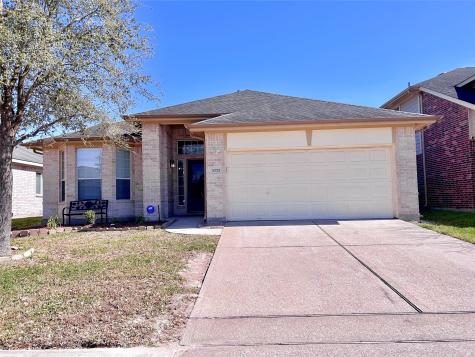 6323 Marston River Lane Houston TX 77066