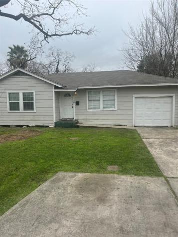 10334 S La Crosse Street Houston TX 77029