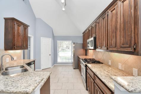 2009 Shore Breeze Drive Pearland TX 77584