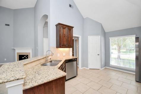 2009 Shore Breeze Drive Pearland TX 77584