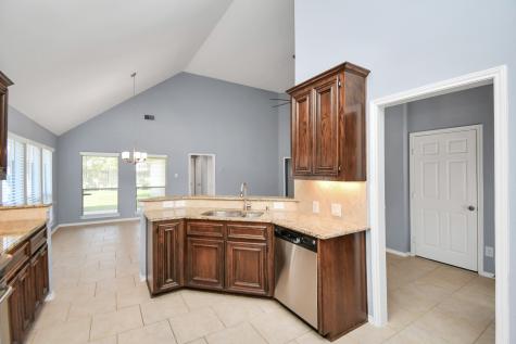 2009 Shore Breeze Drive Pearland TX 77584