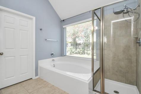 2009 Shore Breeze Drive Pearland TX 77584