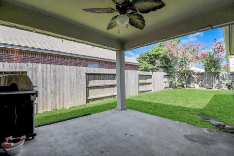 2009 Shore Breeze Drive Pearland TX 77584