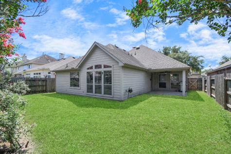2009 Shore Breeze Drive Pearland TX 77584