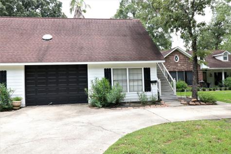 1702 Cougar Creek Street Conroe TX 77385