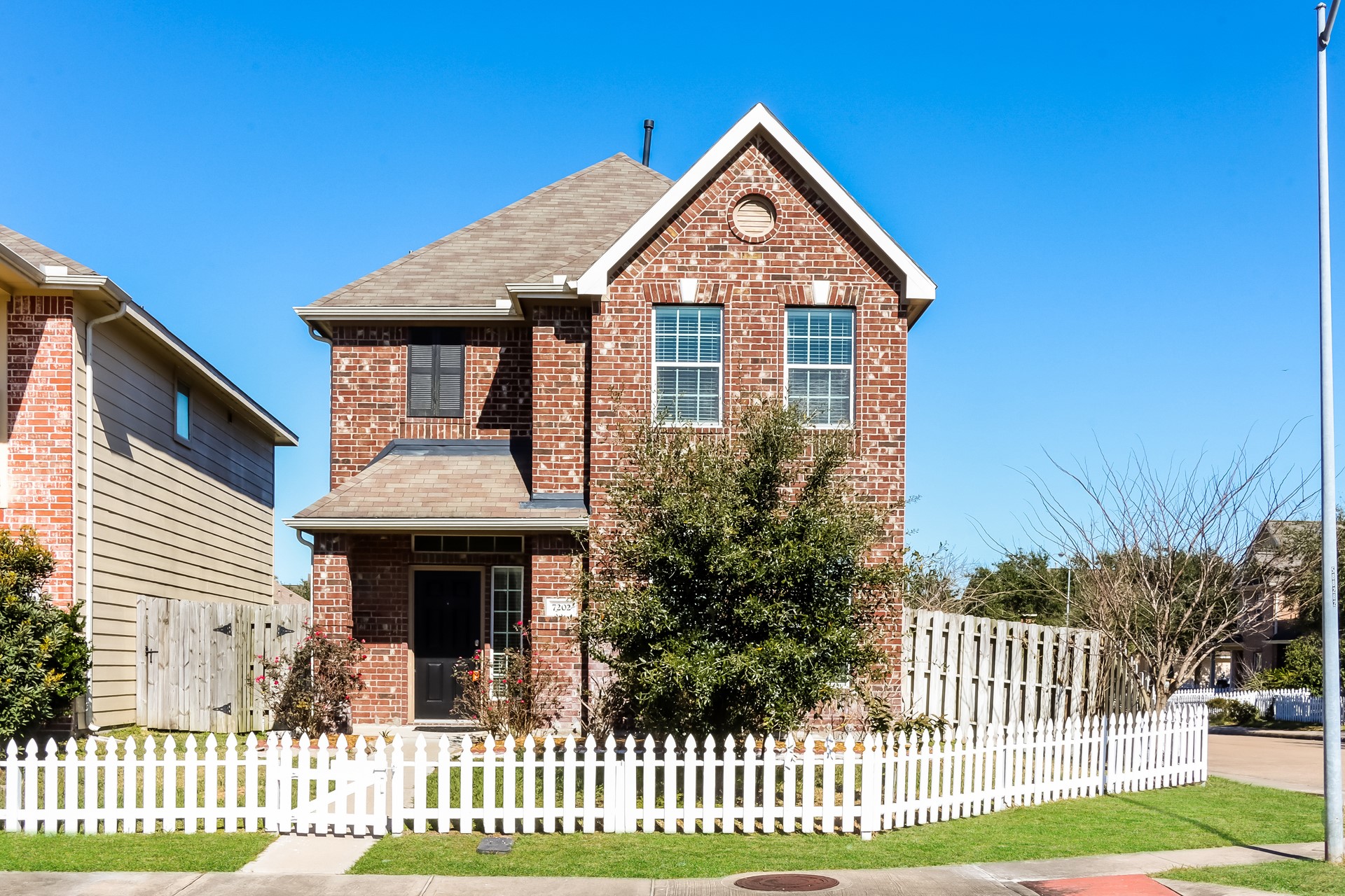 7202 Autumn Sun Drive Houston TX 77083
