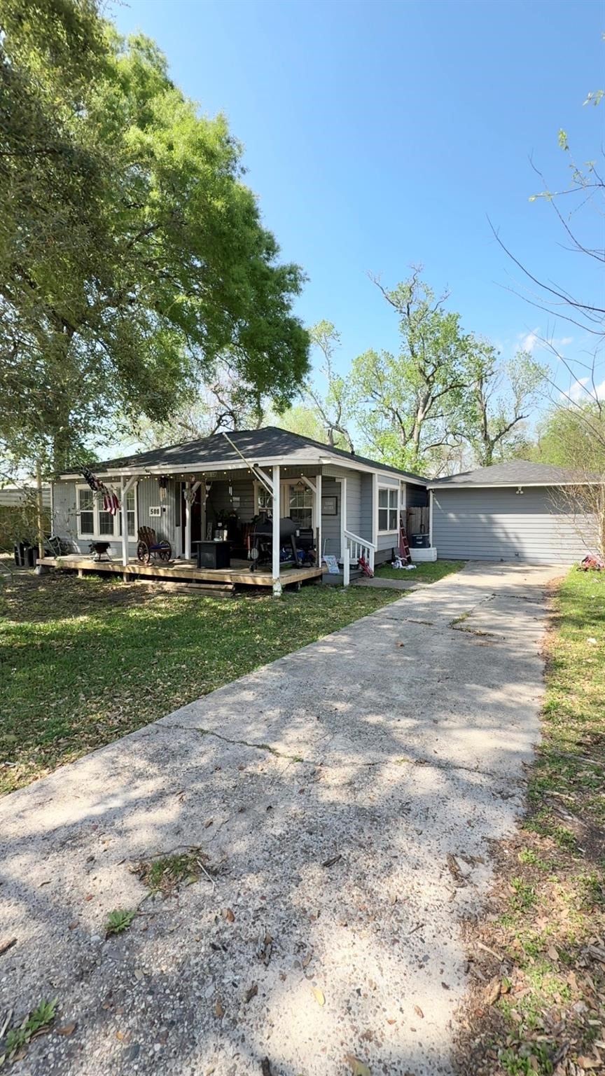 508 Clear Lake Road Highlands TX 77562