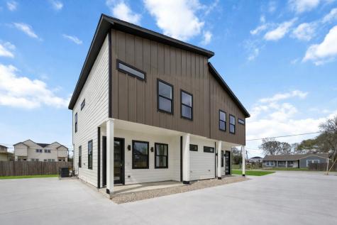 4804 Carmen Street B Houston TX 77033
