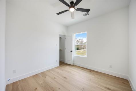 4804 Carmen Street B Houston TX 77033