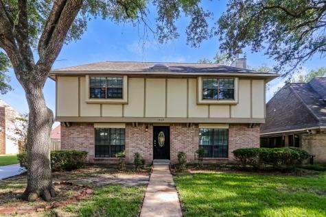 15127 Camino Del Sol Drive Houston TX 77083