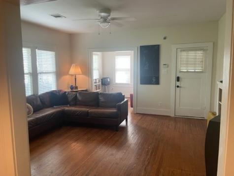 4105 Mckinney Street B Houston TX 77023