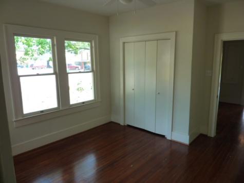 4105 Mckinney Street B Houston TX 77023