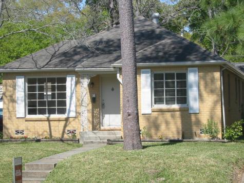 6657 Wildwood Way Houston TX 77023