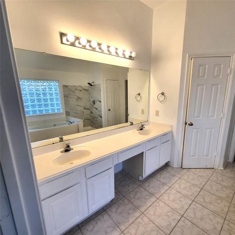 226 Meadowhill Lane Dickinson TX 77539