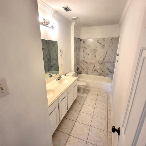 226 Meadowhill Lane Dickinson TX 77539