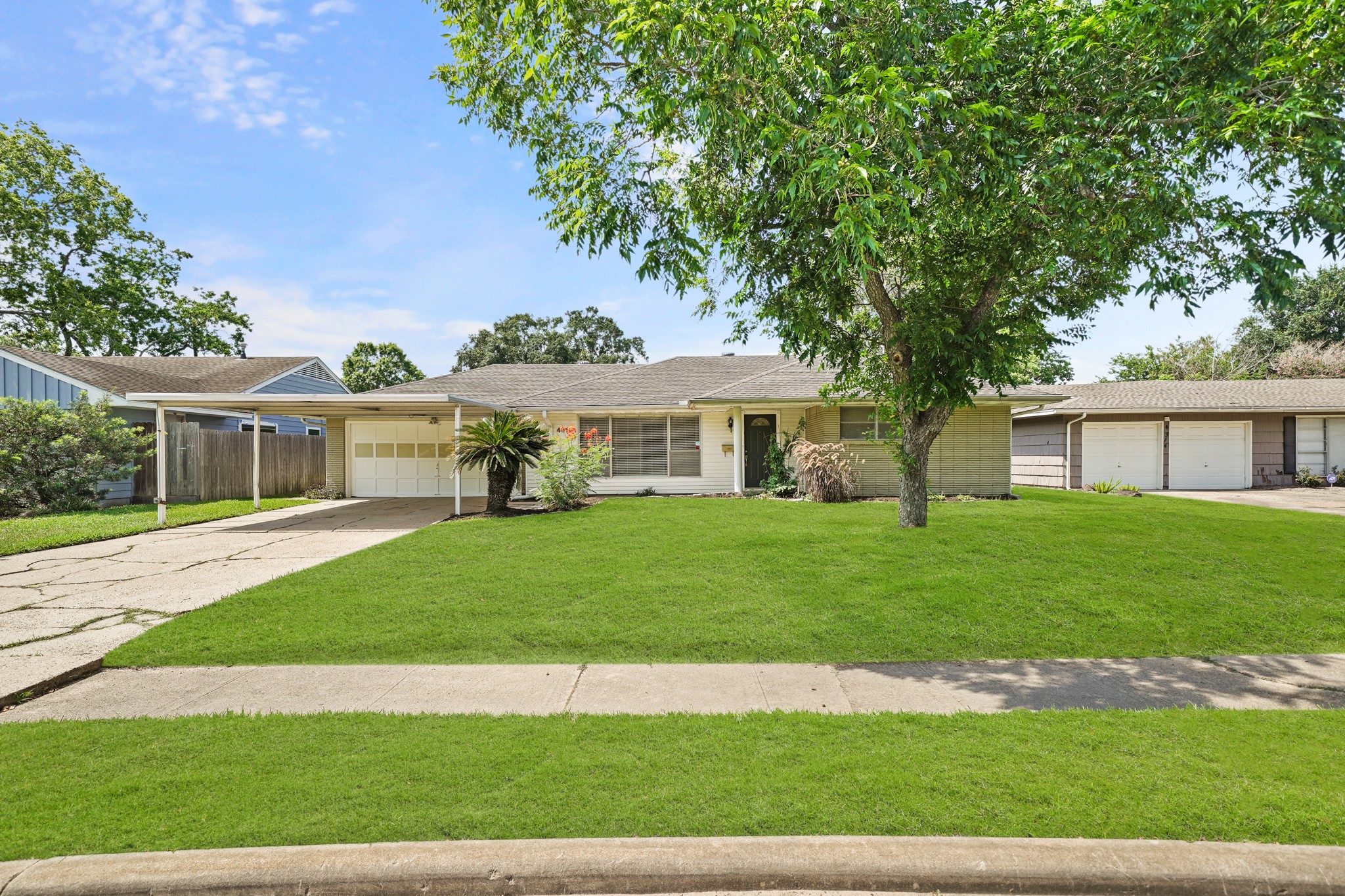 4318 Kingfisher Drive Houston TX 77035