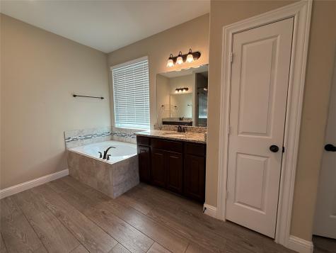 19070 Minero Lane Montgomery TX 77356