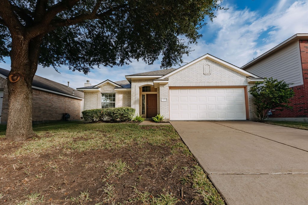 11818 Canyon Falls Drive Tomball TX 77375