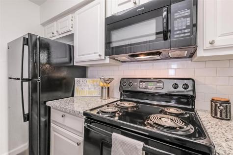 8162 Richmond Avenue 1612 Houston TX 77063