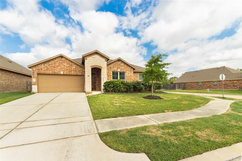 8331 Erasmus Landing Court Houston TX 77044