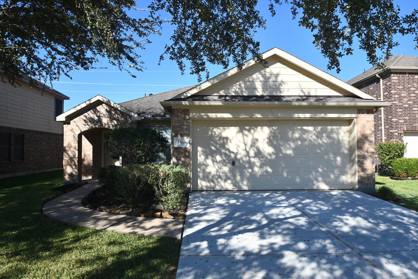 3306 Southern Grove Lane Pearland TX 77584