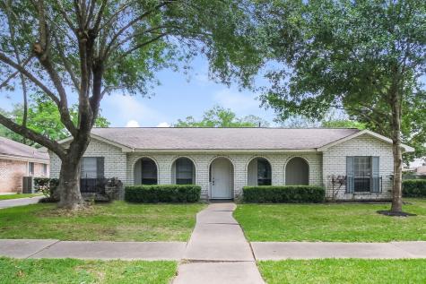 15515 Banff Street Houston TX 77062