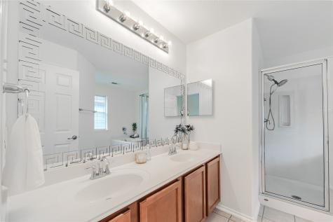 2714 Maybrook Hollow Lane Houston TX 77047